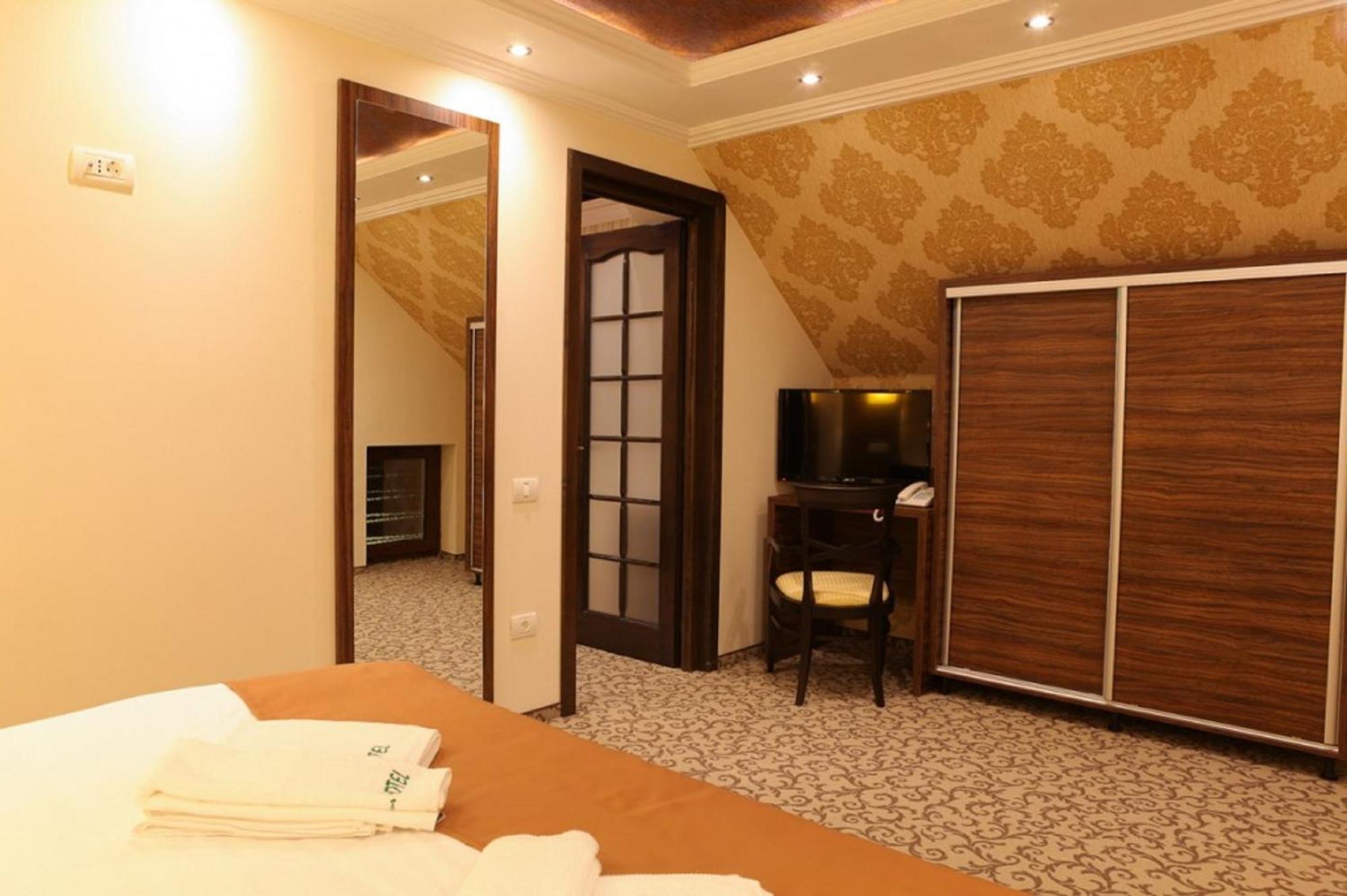 Allegria Hotel Alba Iulia Quarto foto