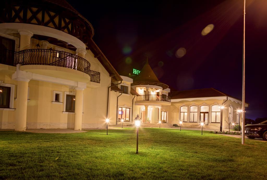 Allegria Hotel Alba Iulia Exterior foto