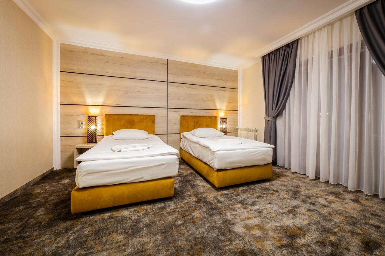 Allegria Hotel Alba Iulia Exterior foto